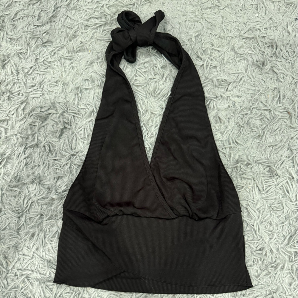 Black Crop top